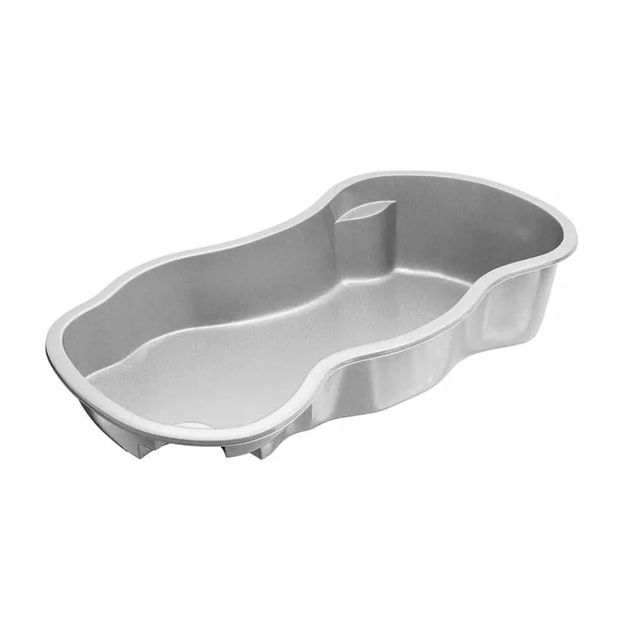 Bay Isle fiberglass pool shape, a Latham model